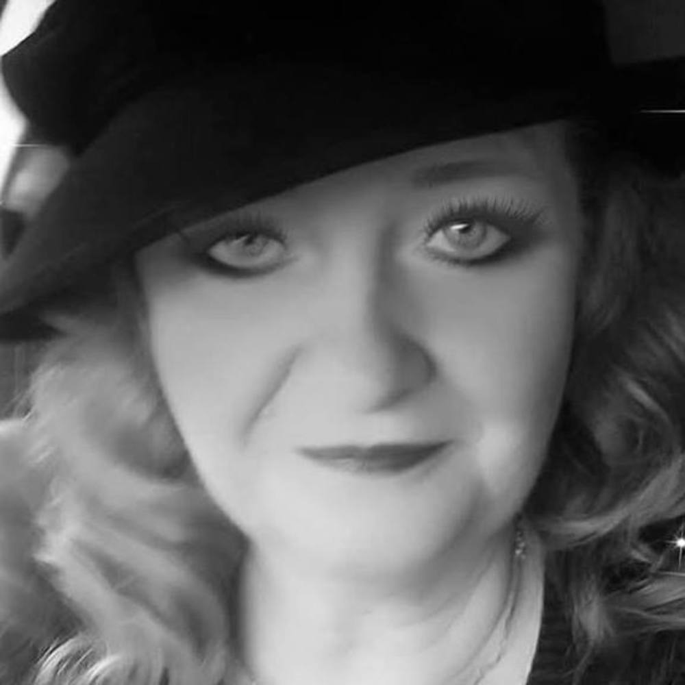 Meet your Posher, Libby